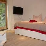 Apartment Absteige Innsbruck- Zentrale Ferienapartments