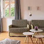 Apartment Absteige Innsbruck- Zentrale Ferienapartments *