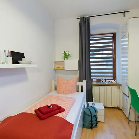 Absteige Innsbruck- Zentrale Ferienapartments Apartament *