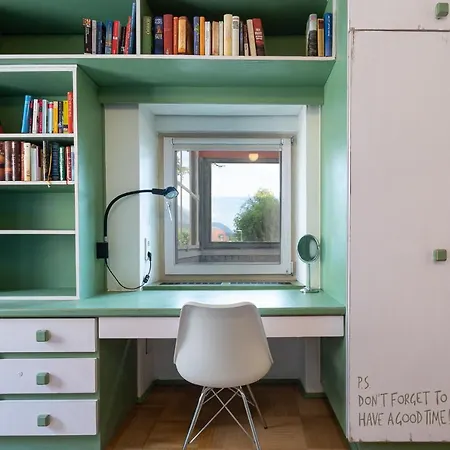 アパート Absteige Innsbruck- Zentrale Ferienapartments *