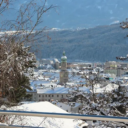 アパート Absteige Innsbruck- Zentrale Ferienapartments インスブルック