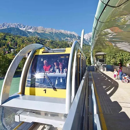 Apartament Absteige Innsbruck- Zentrale Ferienapartments *
