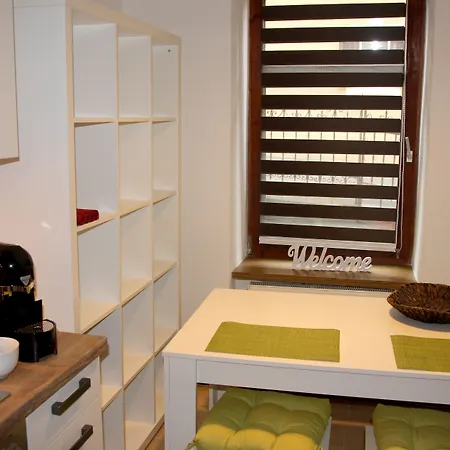 アパート Absteige Innsbruck- Zentrale Ferienapartments *