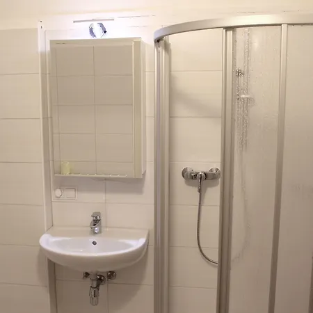 Absteige Innsbruck- Zentrale Ferienapartments インスブルック