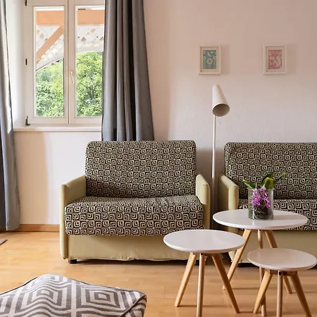 Daire Absteige Innsbruck- Zentrale Ferienapartments *