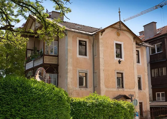 Absteige Innsbruck- Zentrale Ferienapartments 公寓 *