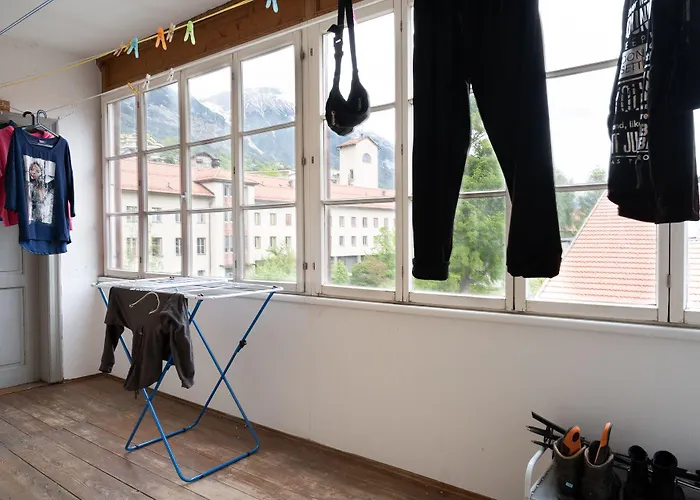 Absteige Innsbruck- Zentrale Ferienapartments 公寓 *